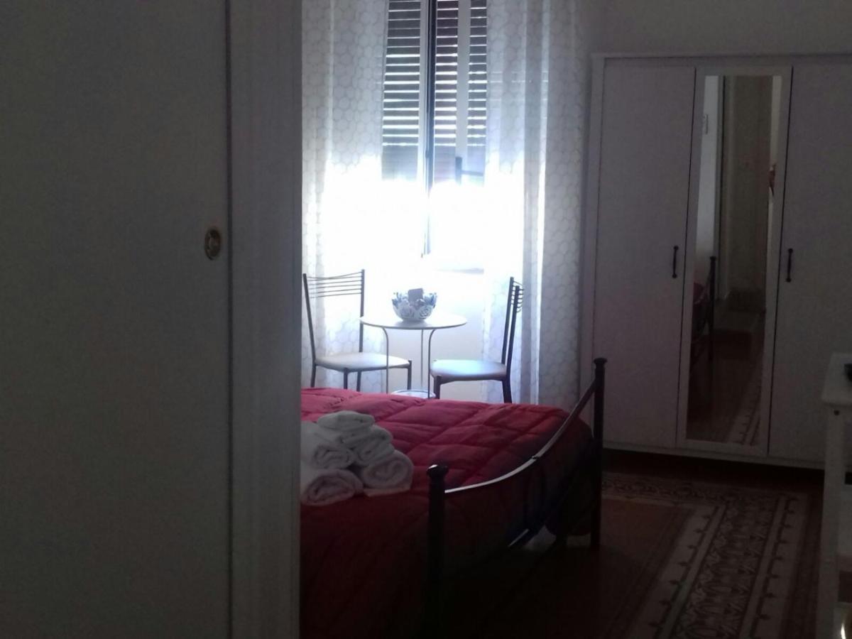 Toledo Street B&B Nápoly Kültér fotó