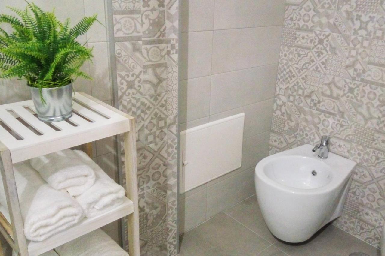 Toledo Street B&B Nápoly Kültér fotó